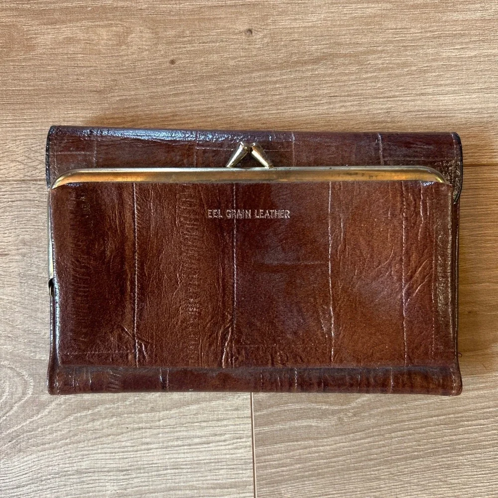 Vintage Brown Eel Skin Leather Tri-Fold Wallet Kiss Lock Coin Pouch Mahogany